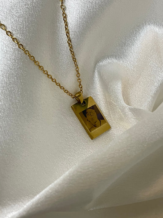 Shell custom necklace