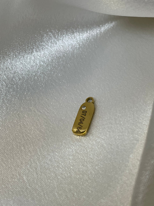 Engraved pendant
