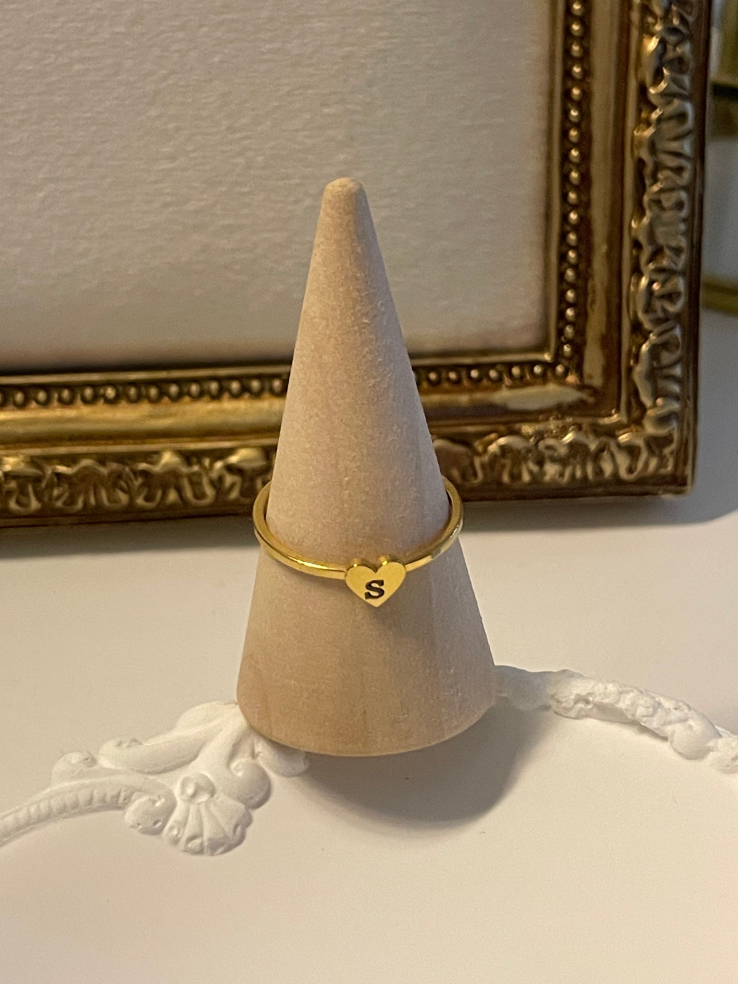 initial adjustable ring