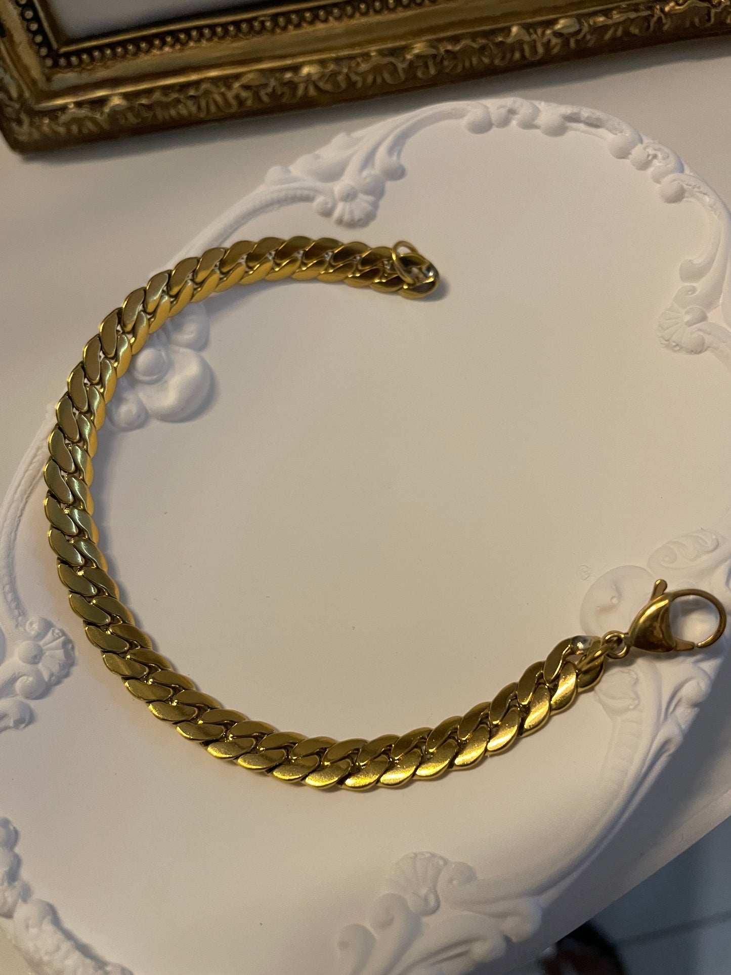 Cuban bracelet