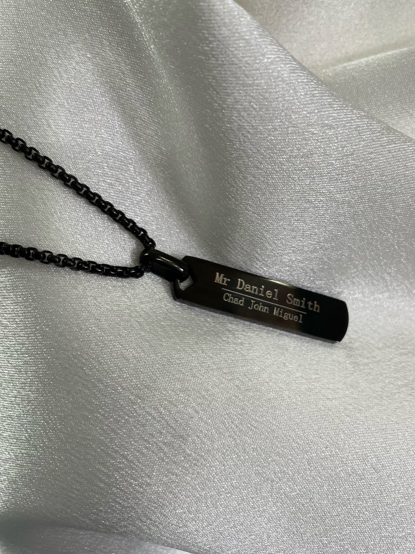 Men’s custom necklace