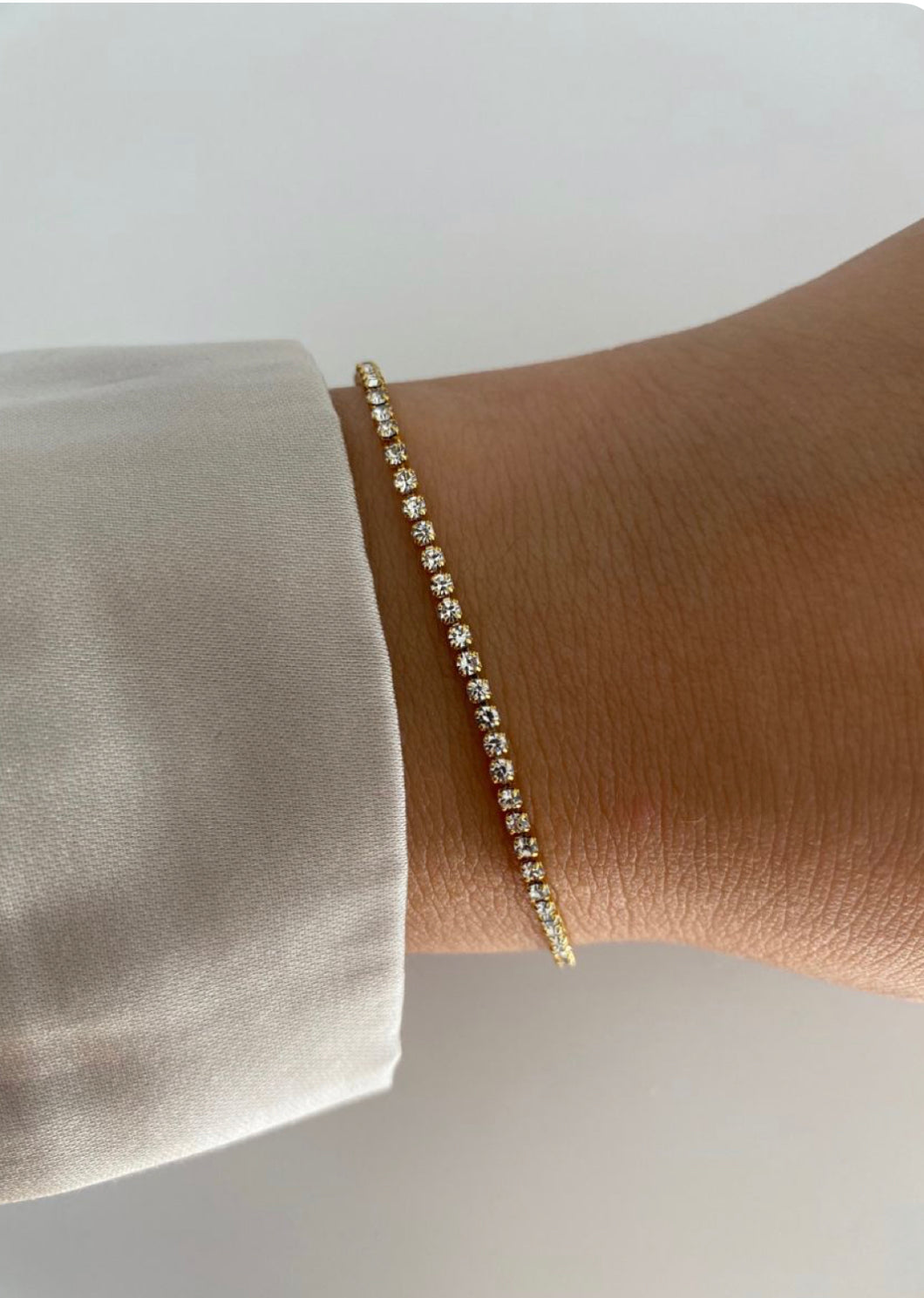 Permanent Tennis bracelet