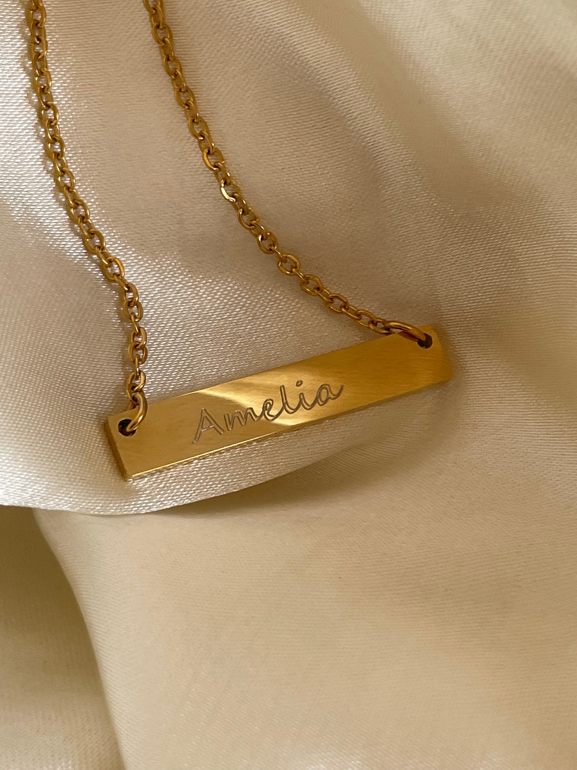 Custom 2025 engraved jewellery