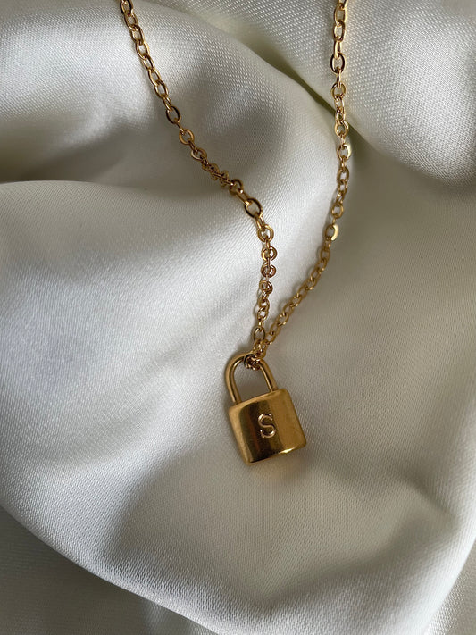 Lock necklace