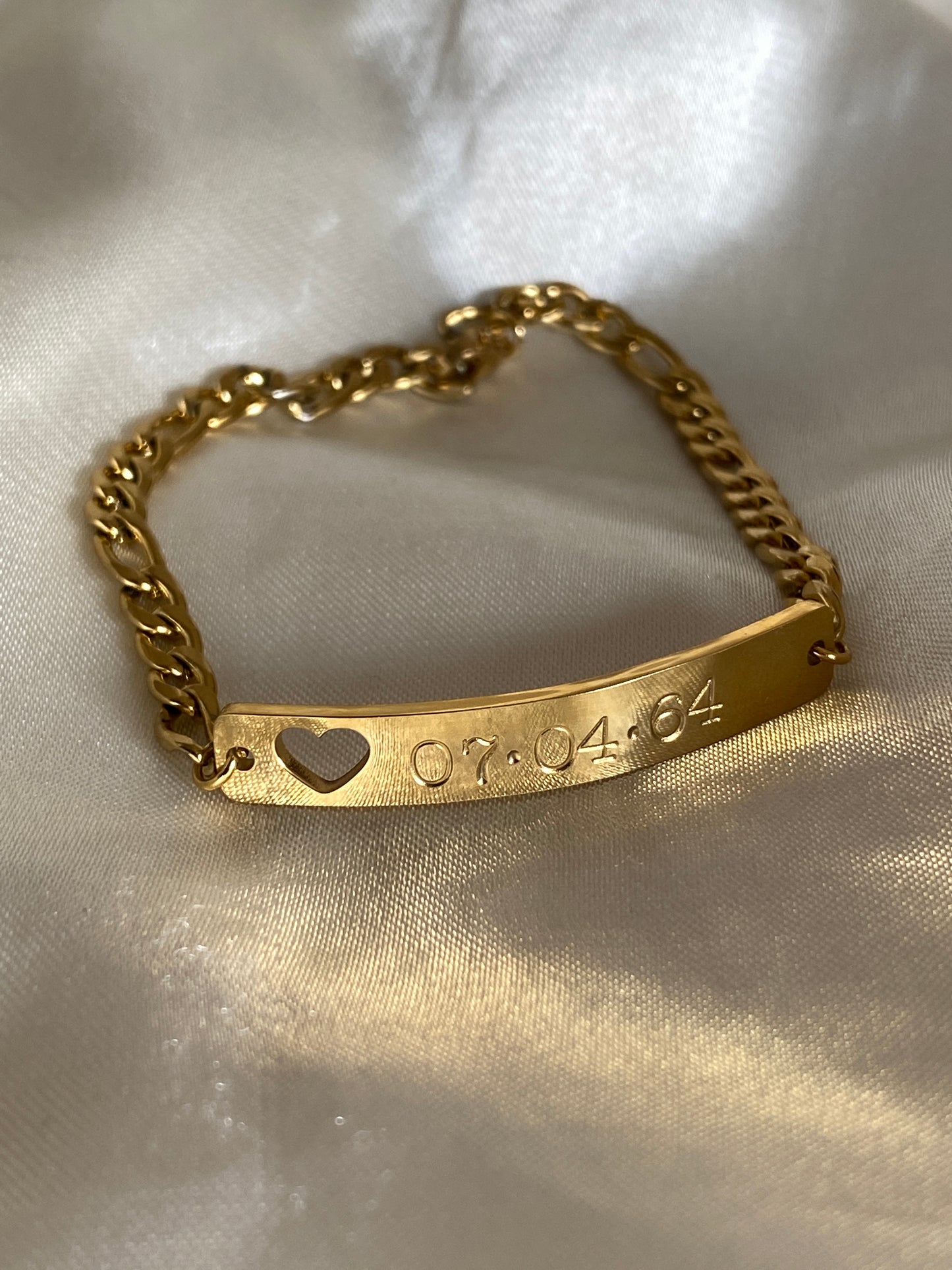 Chunky chained custom engraved bracelet